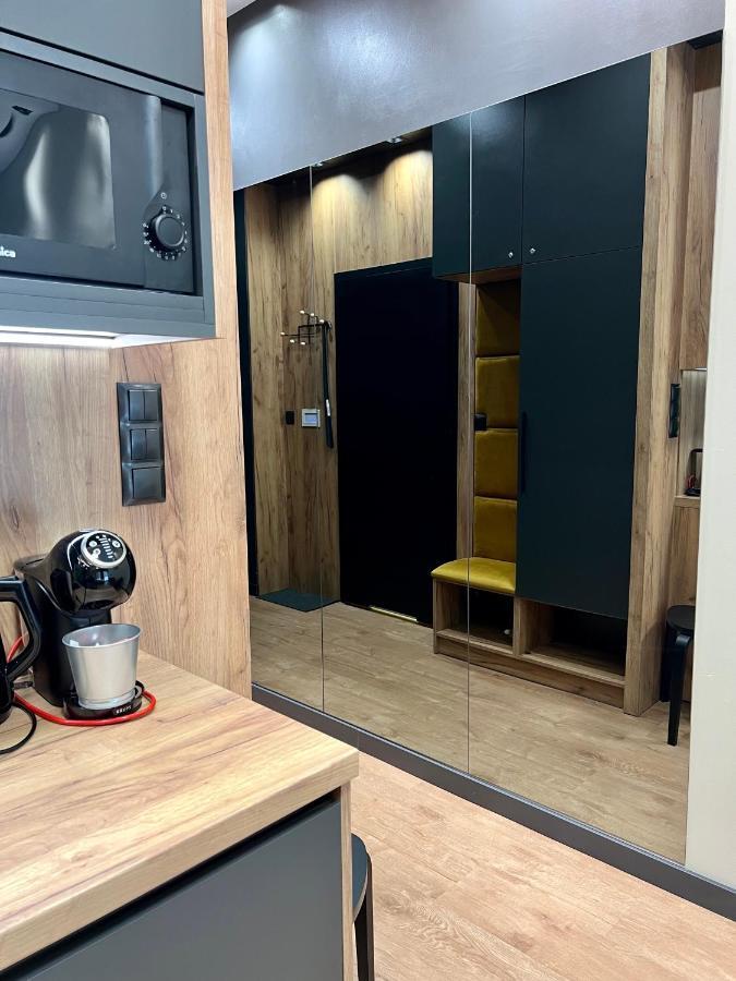 Apartament Spot Klonowa เคียลเซ ภายนอก รูปภาพ